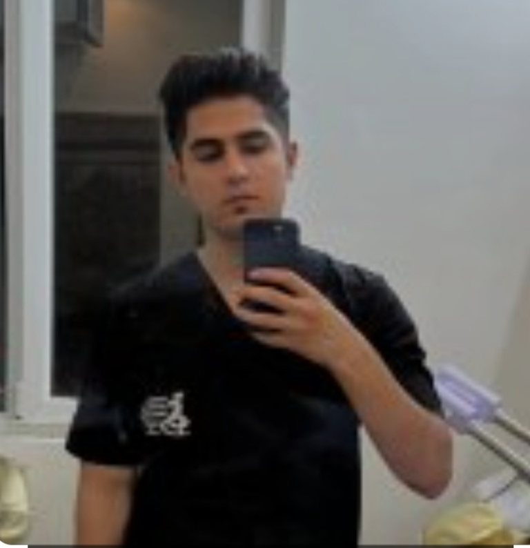 دکتر توماج شاهوردی — درمون