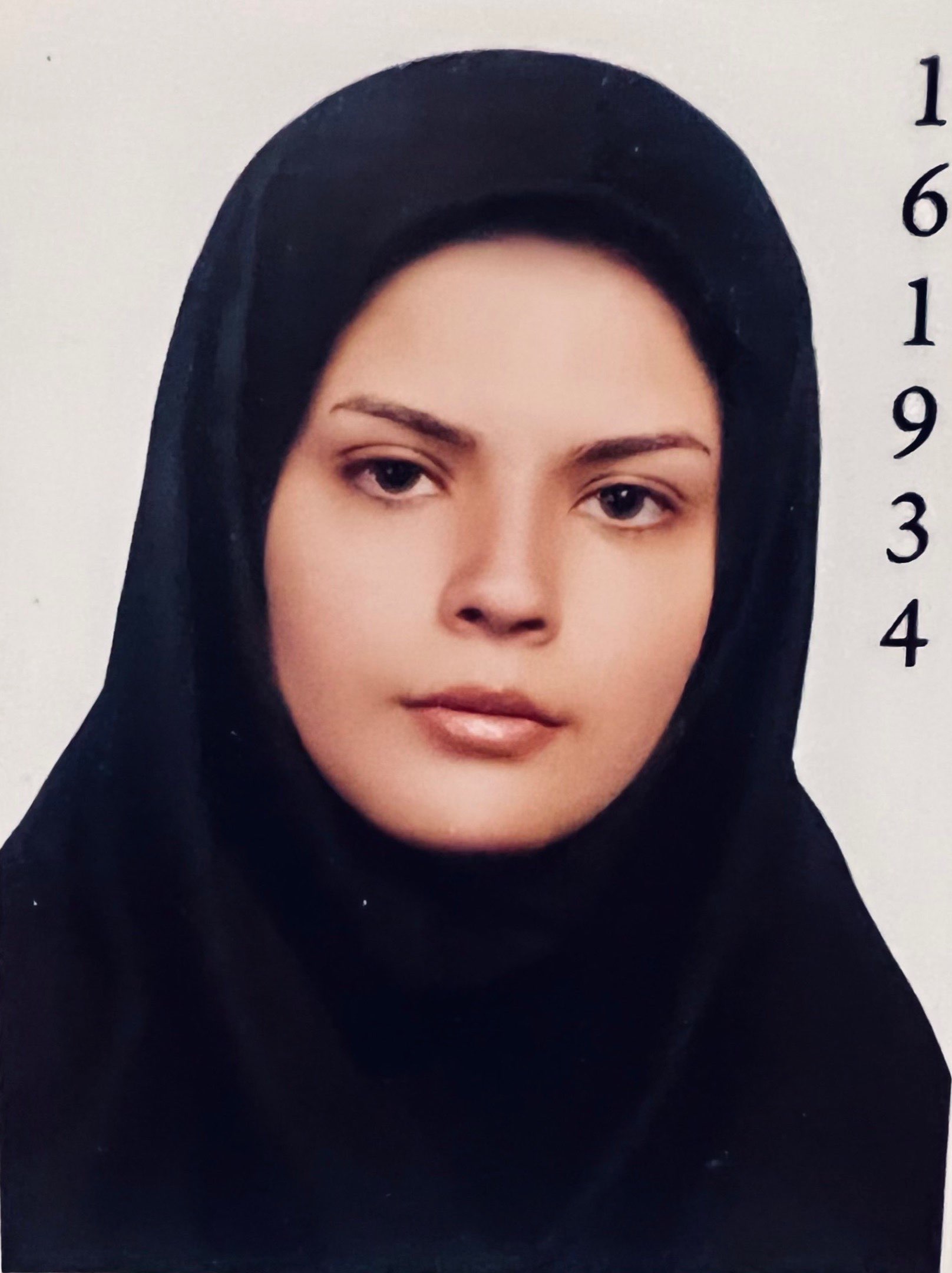 Dr. Sutiya Yousefi — درمون
