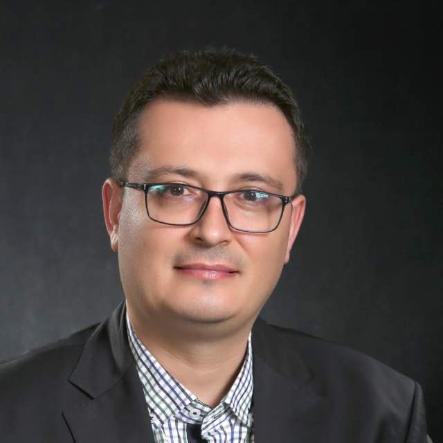 رضا کیخسروی
