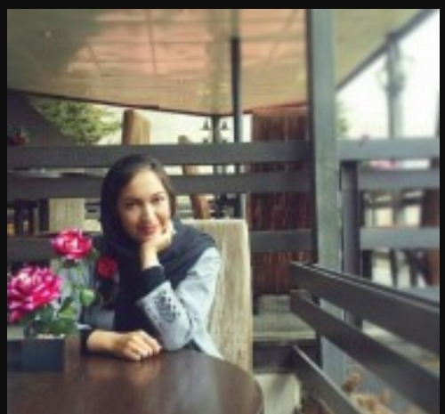 Dr. Reyhaneh Rahmanzadeh — درمون