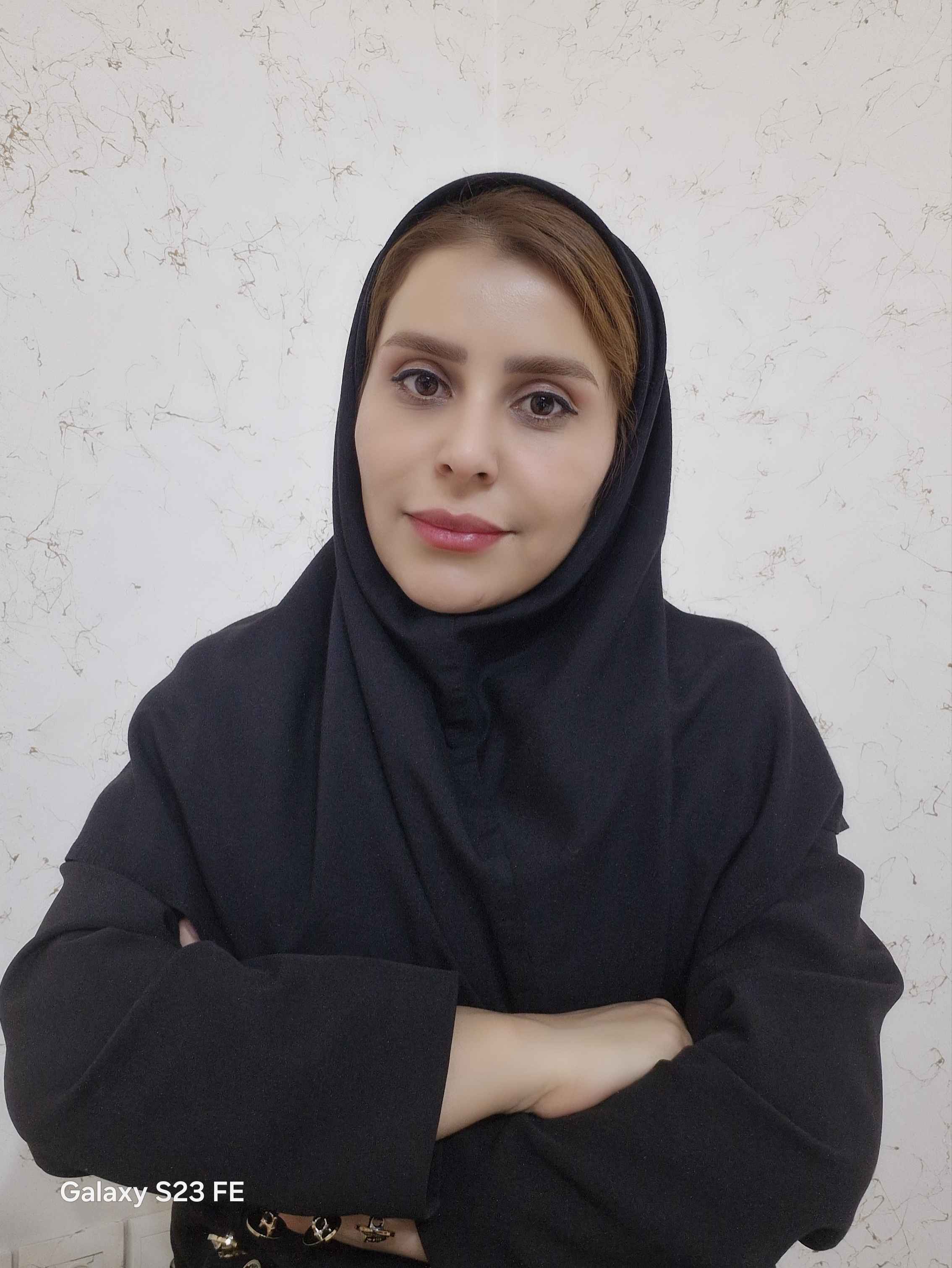 ناهید رهنما